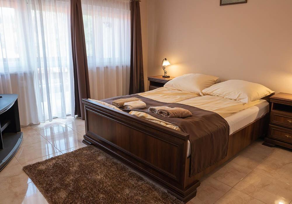 Bed and breakfast Alsoszuha Lovas Vendeghaz Extérieur photo
