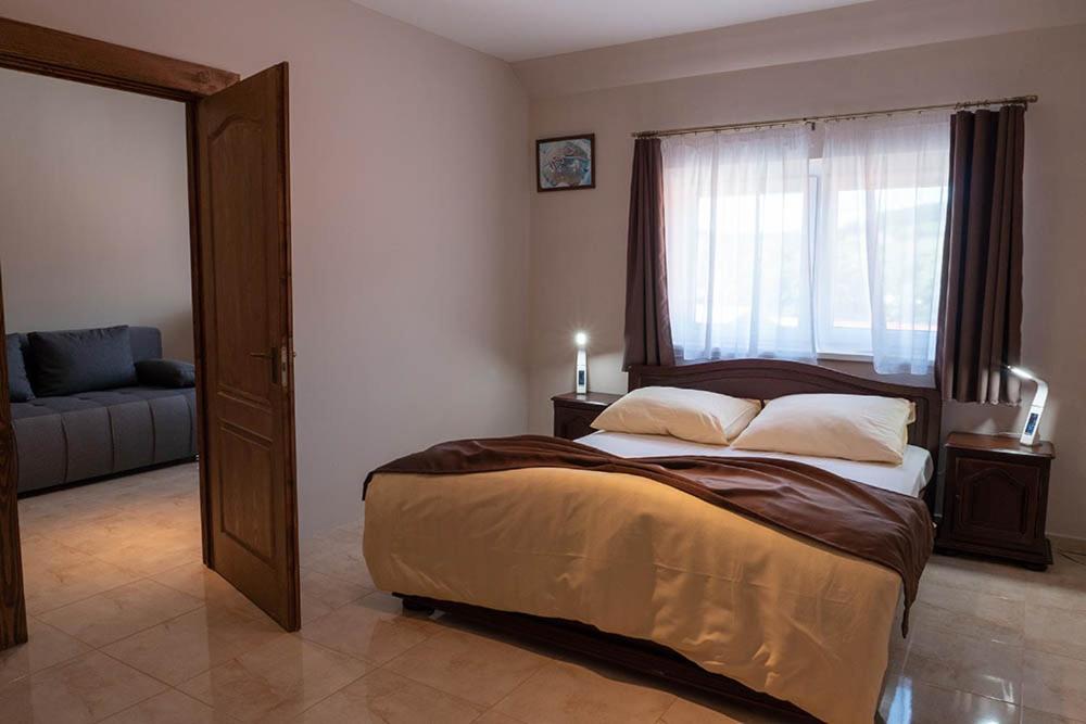 Bed and breakfast Alsoszuha Lovas Vendeghaz Extérieur photo